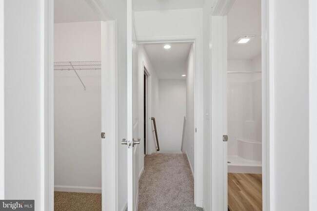 Building Photo - 114 Hillard Fld