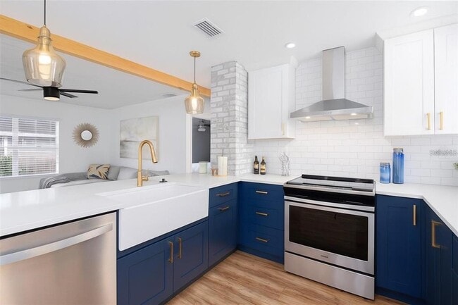 Building Photo - 1221 E Ida St