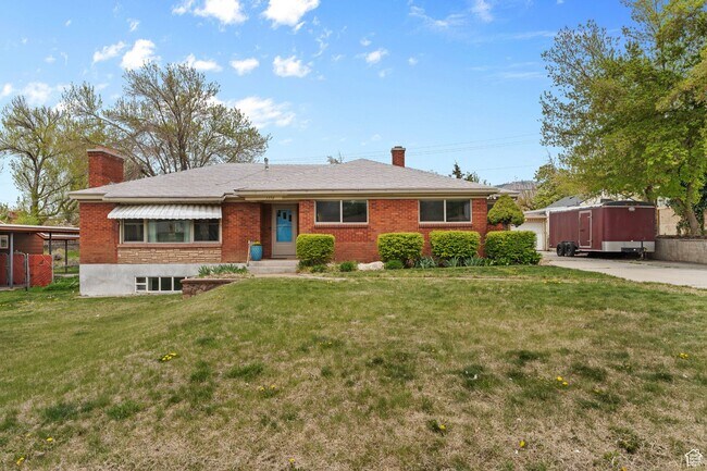 Primary Photo - 1350 36th St