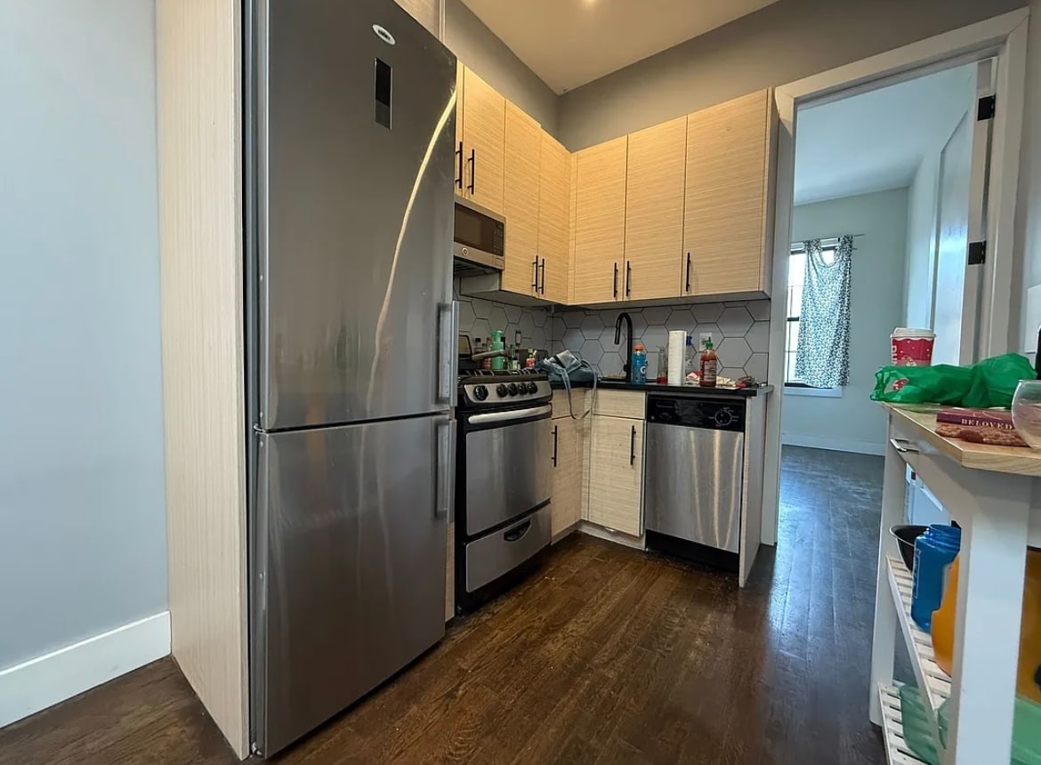 Building Photo - 5438 Arnold Ave