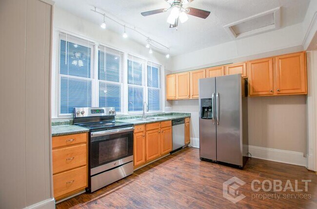 Building Photo - 1326 North Avenue NE