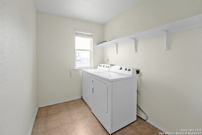 Building Photo - 4235 Klein Meadows