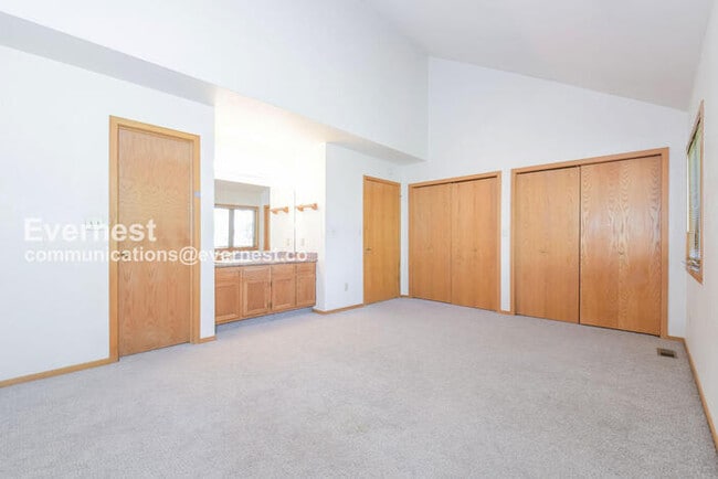 Building Photo - 3535 Spring Creek Pl