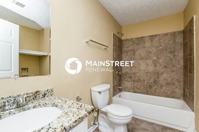 Building Photo - 3 Bedroom Pet-Friendly Home in Sugar Hill, GA with Main Street Renewal
