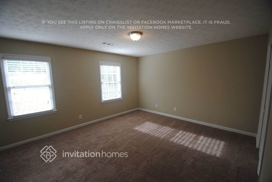 Building Photo - 100 Parkcreek Ct