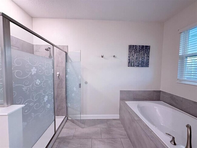 Building Photo - 691 Sticks St