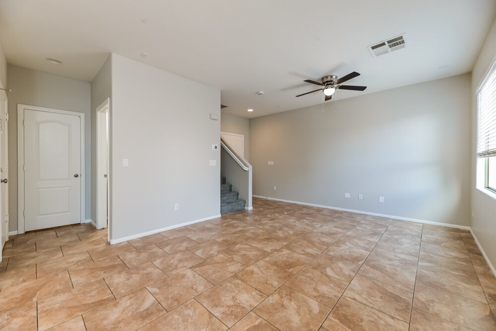 Building Photo - 681 Calamus Palm Pl