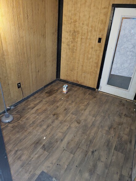 Building Photo - 8636 Gina Ln