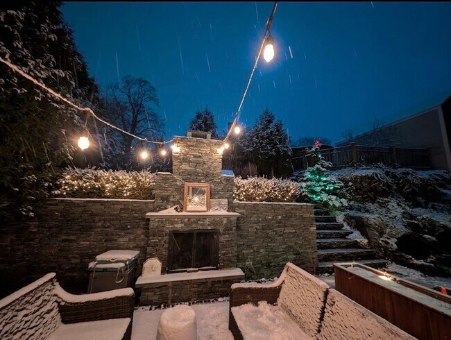 Building Photo - 15 Washington St