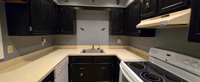 Building Photo - 405 Glendale Ave