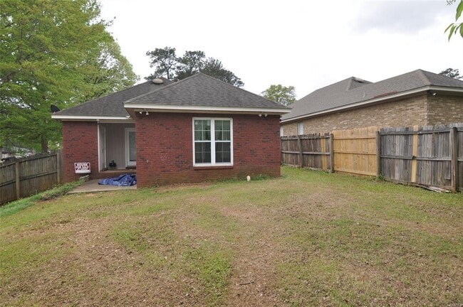 Building Photo - 287 Thornfield Dr