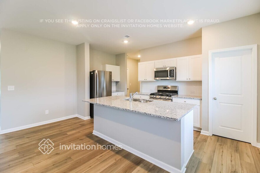 Building Photo - 2089 Boxwood Cir