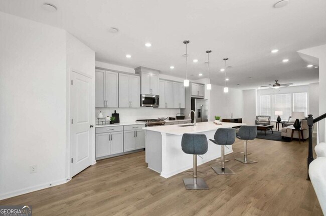 Building Photo - 1427 Halstead Pl