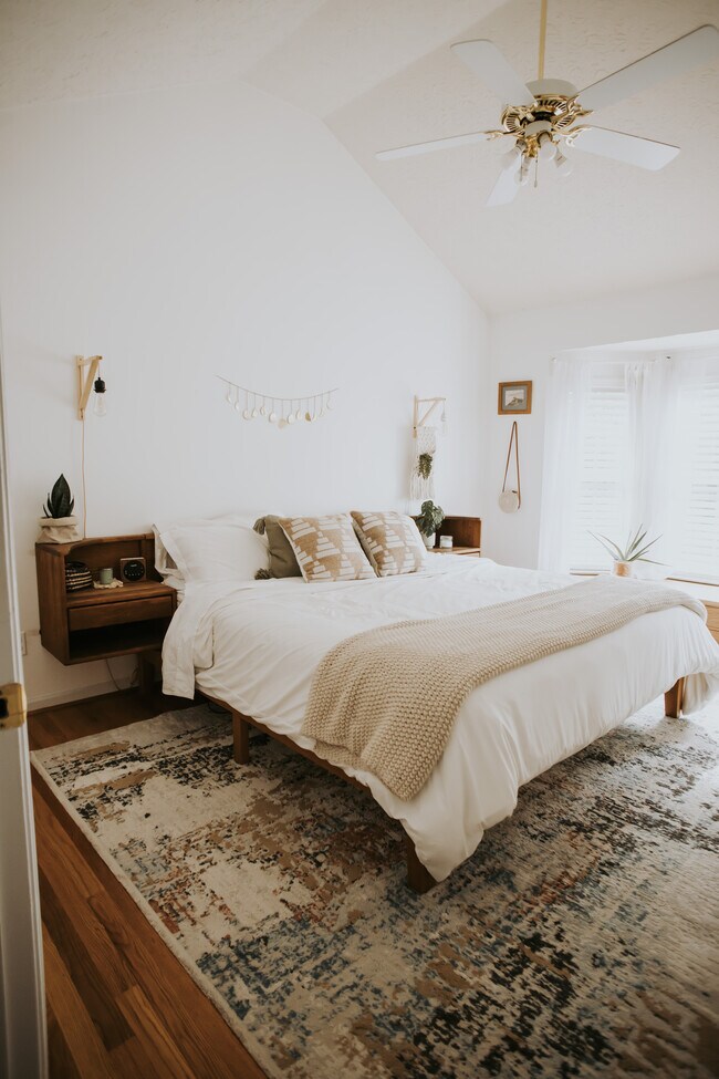 Building Photo - 10804 Trojan Hill Dr