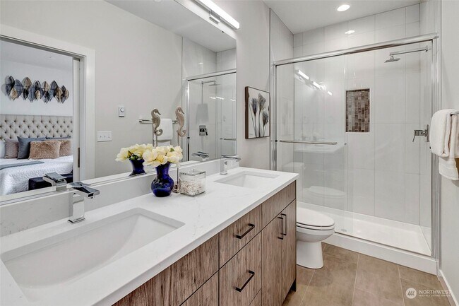 Building Photo - 17347 90th Dr NE