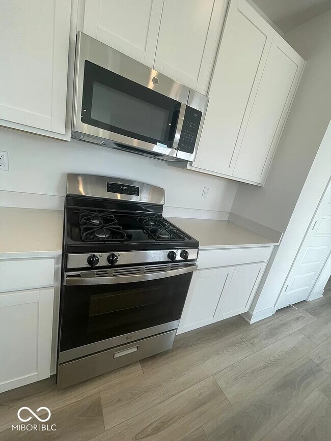 Building Photo - 6865 Orchard Run Cir