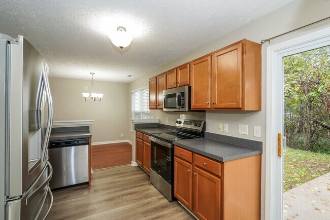 Building Photo - 1031 Bradford Park Rd