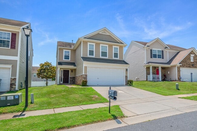 Building Photo - 2937 Westbury Ct