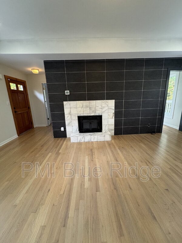 Building Photo - 25 Leisure Mountain Rd