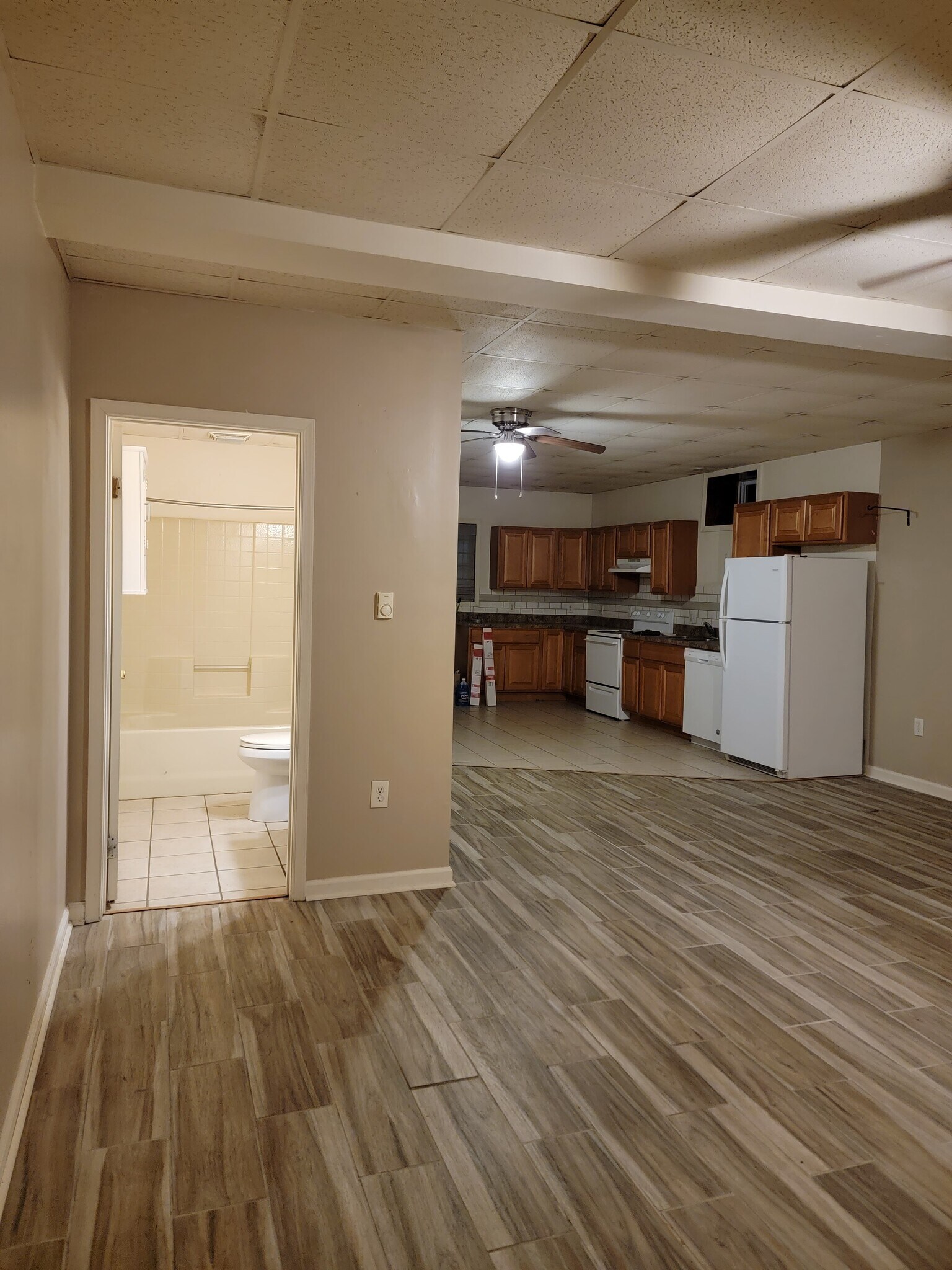 Building Photo - 68 S Tulpehocken St