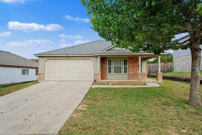 Primary Photo - Charming Single-Story in Cibolo - Realtor Commission: $500