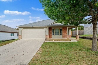 Building Photo - Charming Single-Story in Cibolo - Realtor Commission: $500