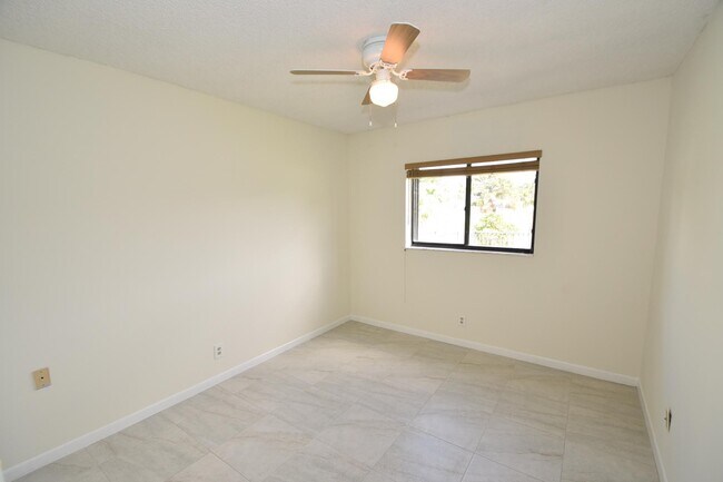 Building Photo - 21518 Summertrace Cir
