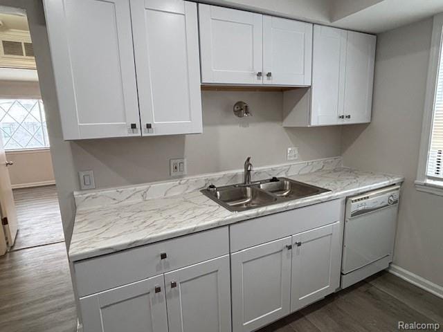 Building Photo - 250 E Thirteen Mile Rd