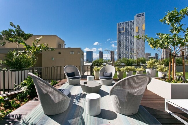Building Photo - A'ali'i 2516 - Furnished Studio