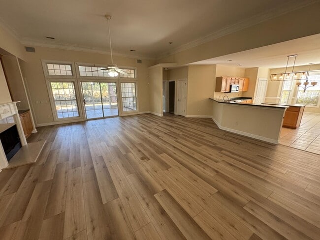 Building Photo - 99 Muirfield Dr