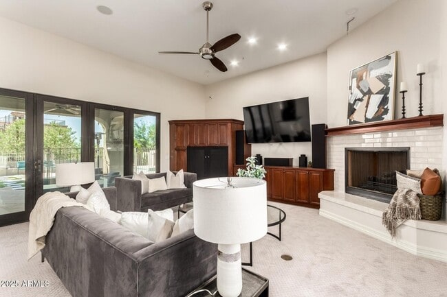 Building Photo - 8614 N 17th Pl