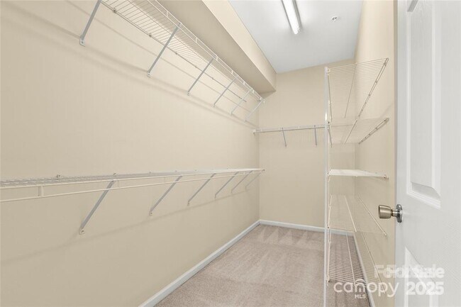 Building Photo - 14853 Santa Lucia Dr
