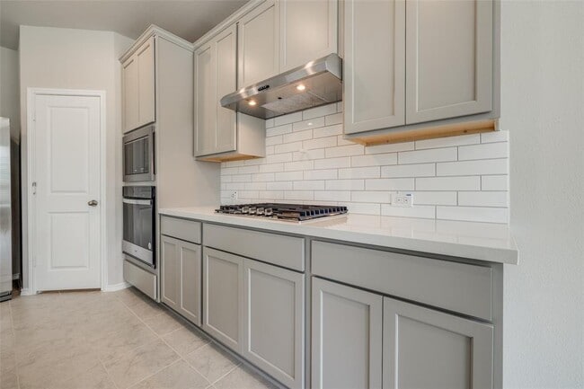 Building Photo - 13727 Magnolia Flint Dr