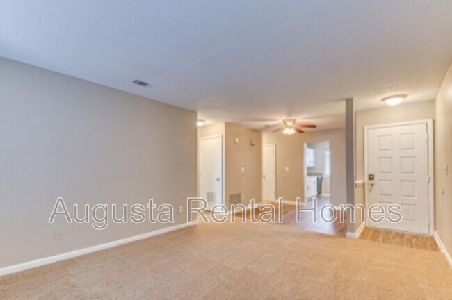 Building Photo - 3001C Strickland Court