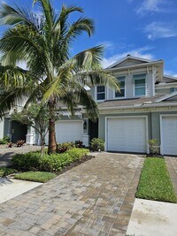 Building Photo - 2280 Priory Ln