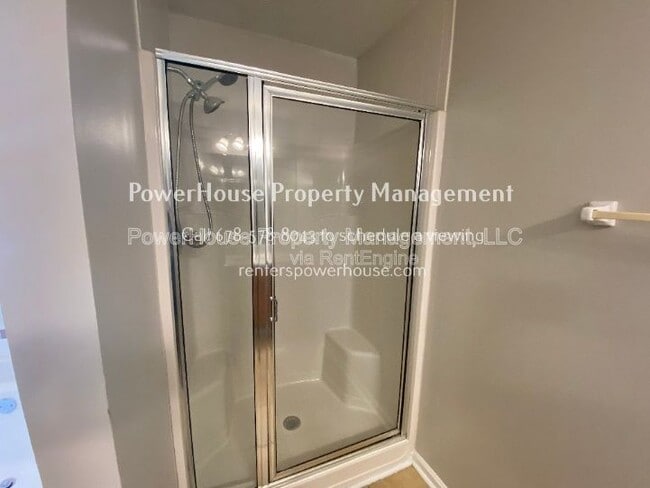 Building Photo - 605 Suwanee Lakes Cir NW