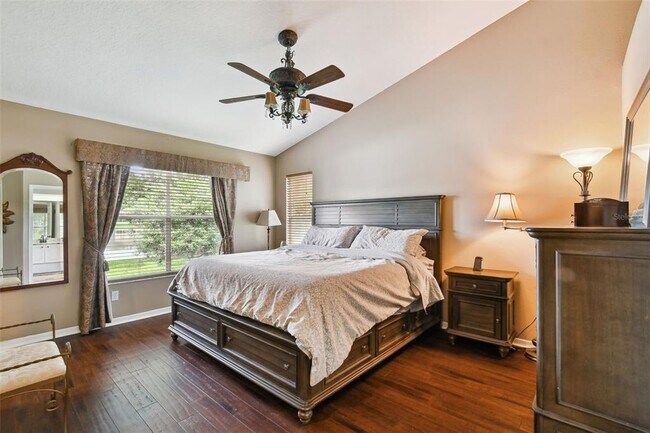 Building Photo - 17737 Esprit Dr