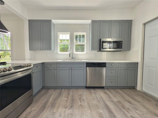Building Photo - 651 NW 47th Terrace