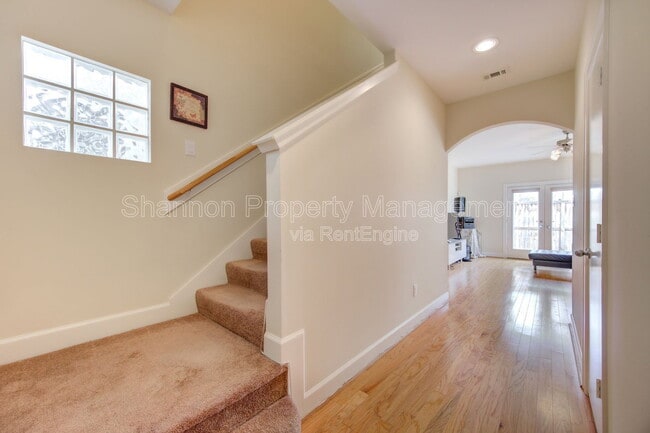 Building Photo - 3707 Main Poplar Dr