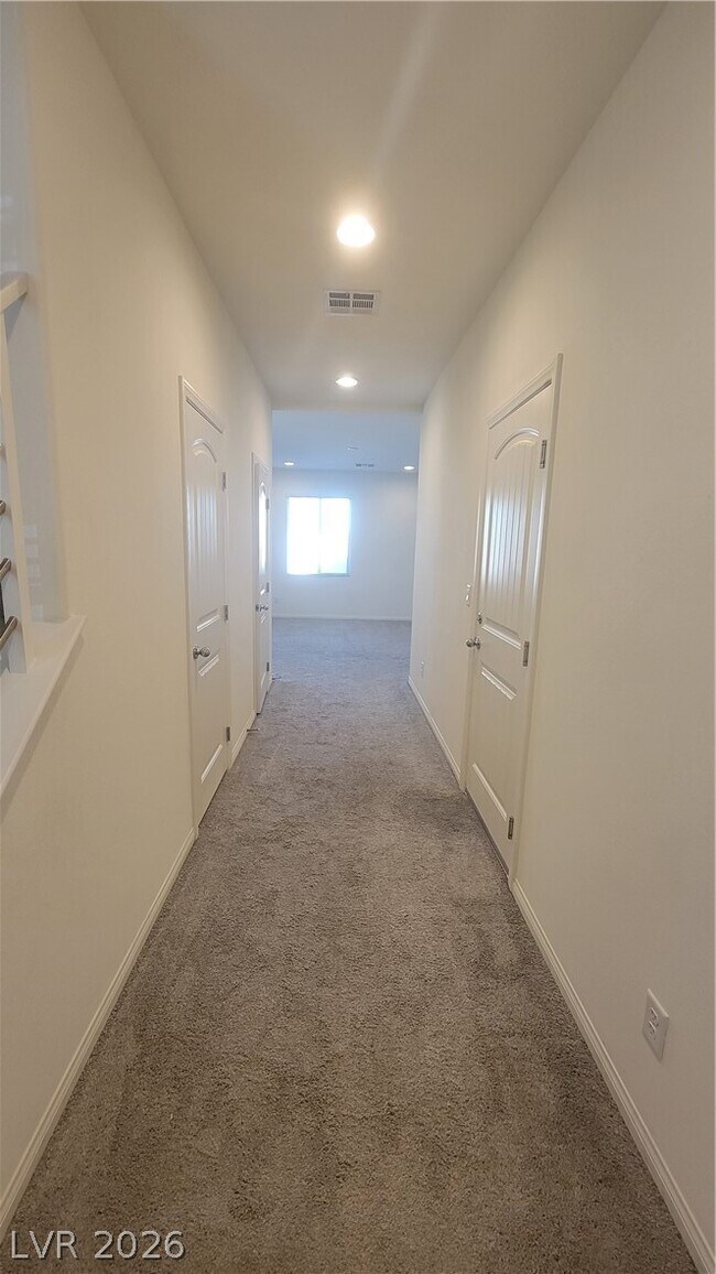 Building Photo - 8772 Belle Castle Ct