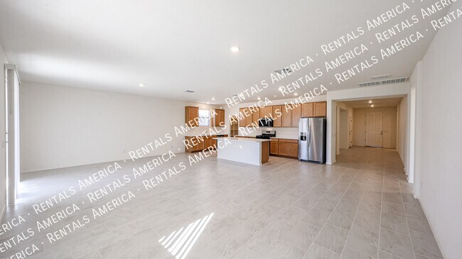 Building Photo - 17175 W Blue Sky Dr