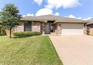 Building Photo - 1011 Emerald Dove Ave