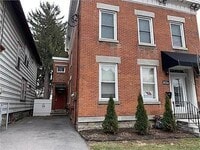 Building Photo - 202 N Townsend St