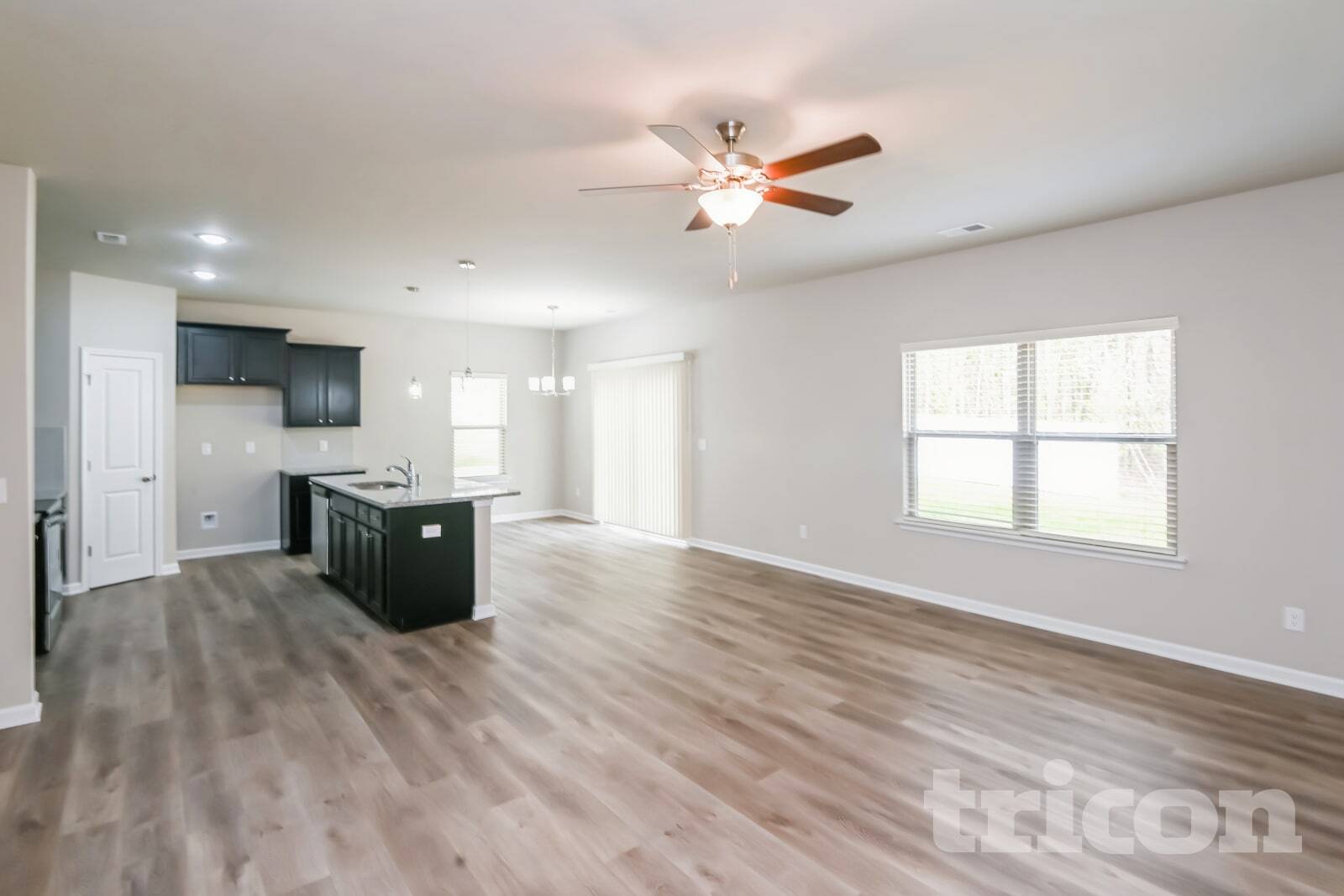 Building Photo - 139 Spring Knoll Dr
