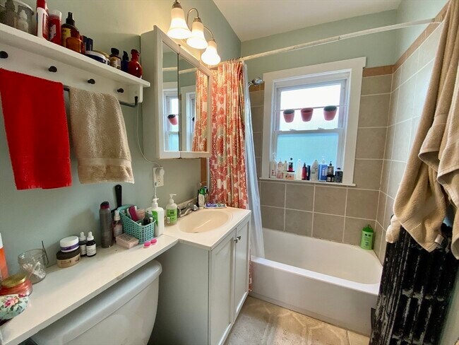 Building Photo - 12 St Peter St