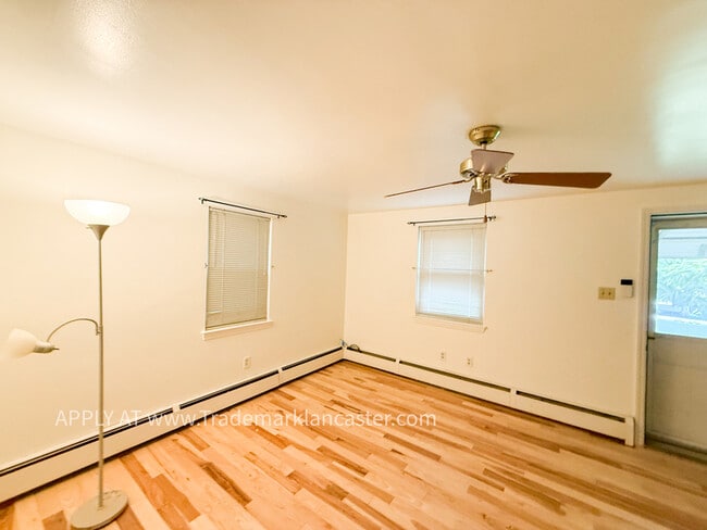 Building Photo - 738 Irwin Ct