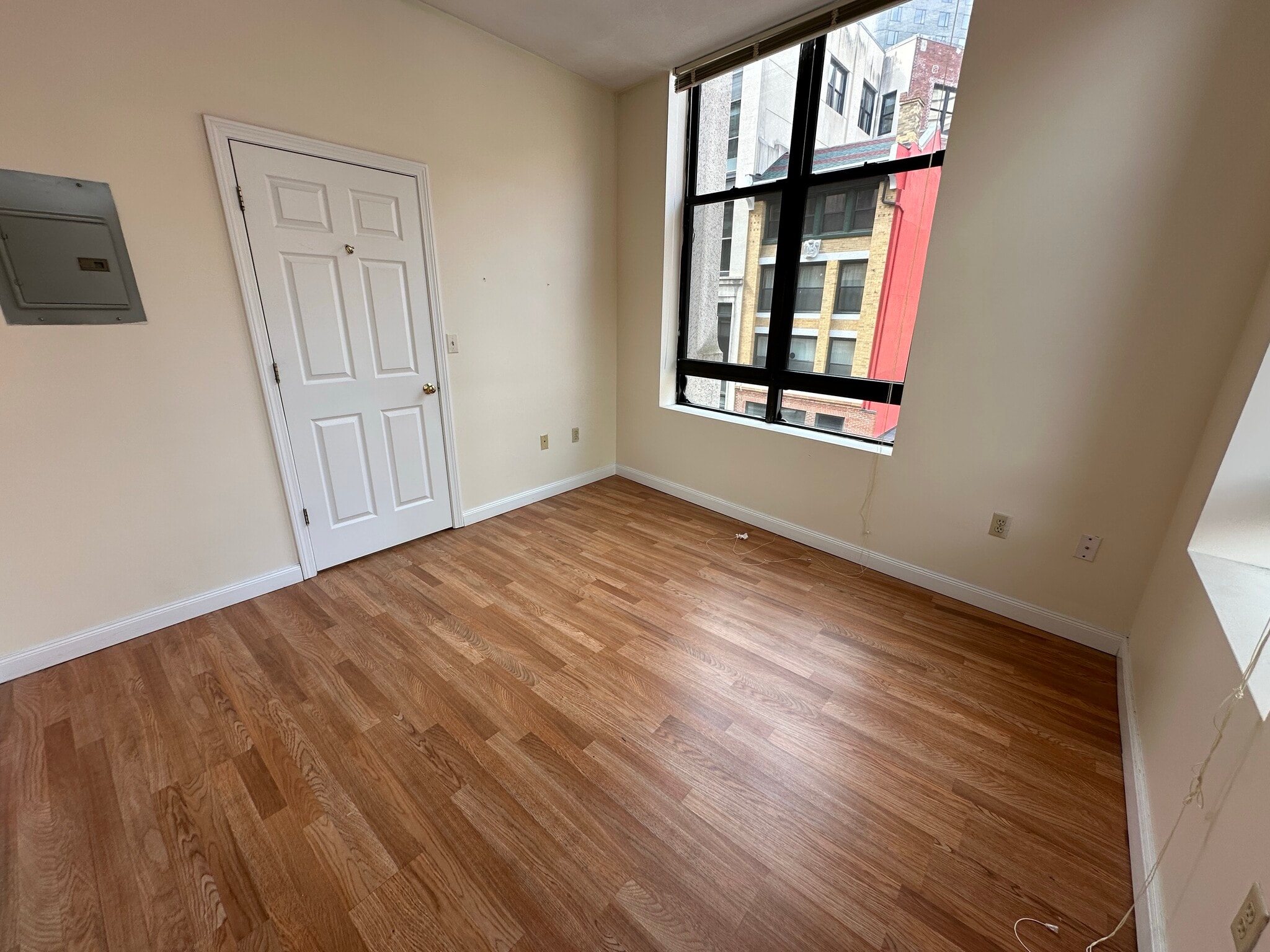 Building Photo - 76 Essex St