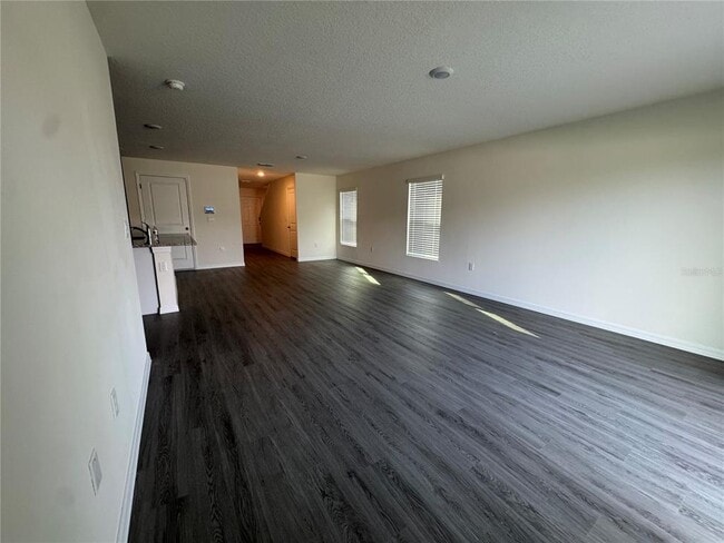 Building Photo - 36033 Sunflower Hl Dr