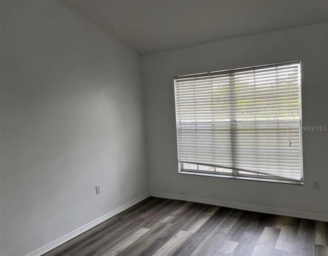 Building Photo - 3335 La Salle Ave