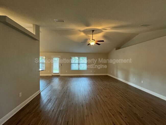 Building Photo - 4622 Belvedere Circle